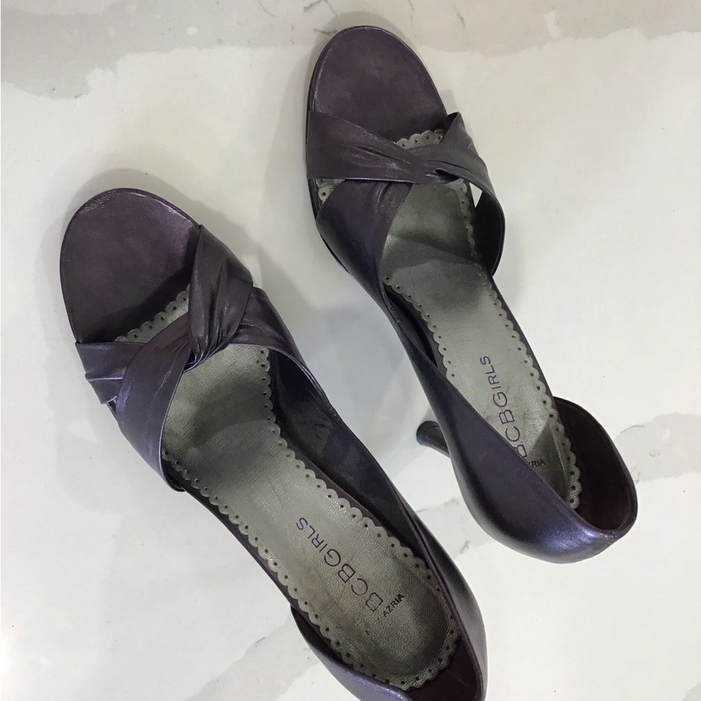 BCBG Metallic Purple D’Orsay Heels - Picture 2 of 6